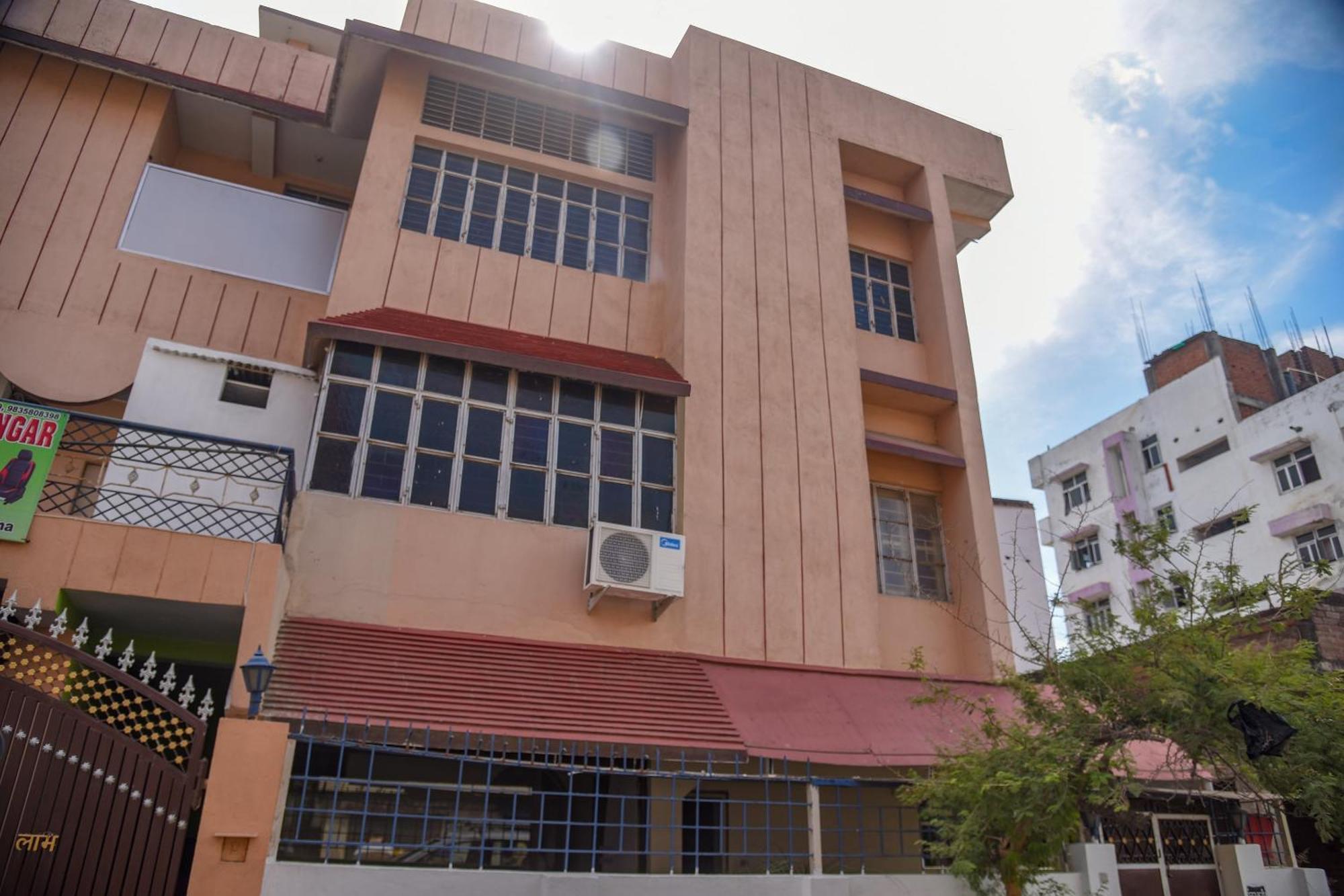 Hotel O Vibrant Inn Danapur Kültér fotó
